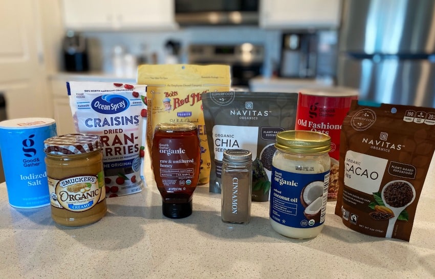 ingredients needed for homemade healthy granola bars