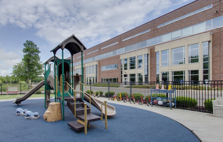 Maple Grove Boston Scientific New Horizon Academy playground