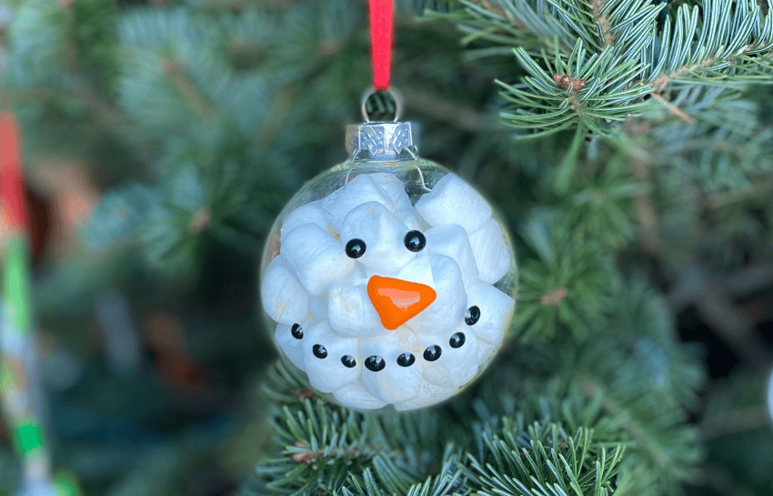 DIY Christmas Ornaments Puffy Paint Craft