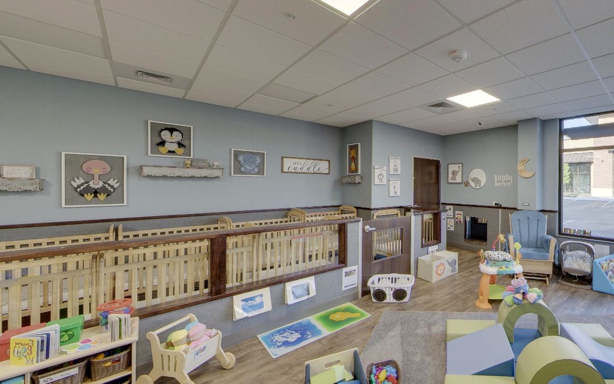 infant-classroom-lone-tree